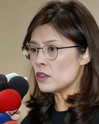 kaiyun-难怪民进党气得跳脚也不敢抓郑丽文，她背后的保护伞，让绿营绝望